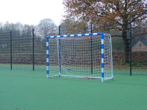 Handbaldoel vaststaand, volledig gelast, brut-rood